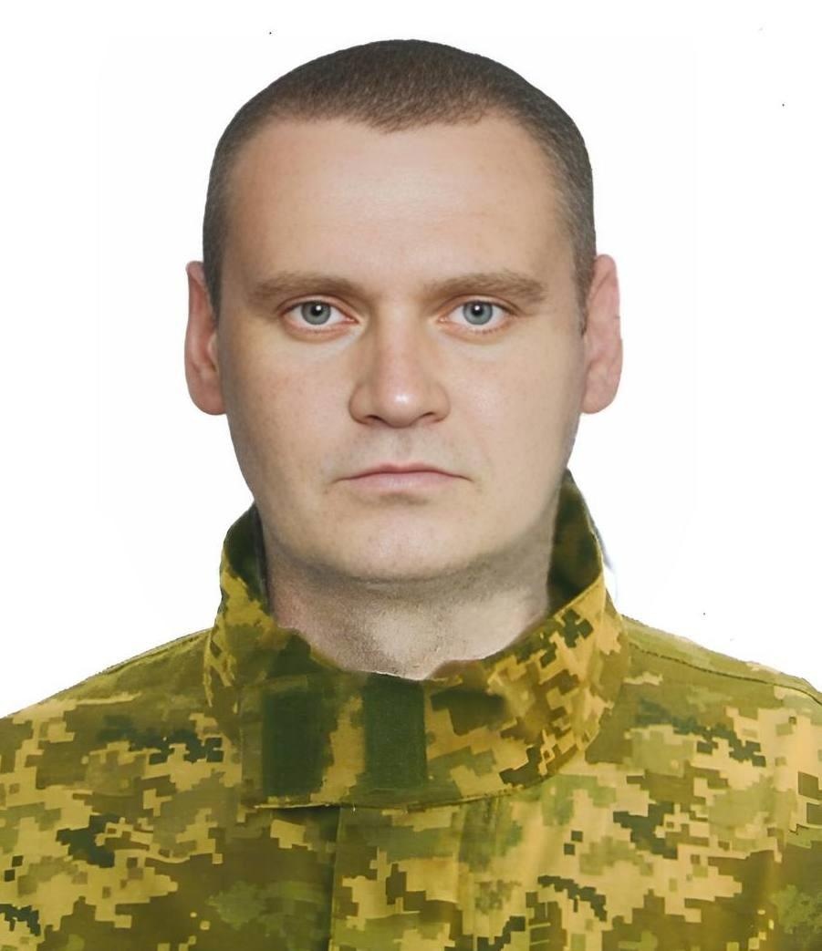 ДОВГОТЕЛЕС Андрій